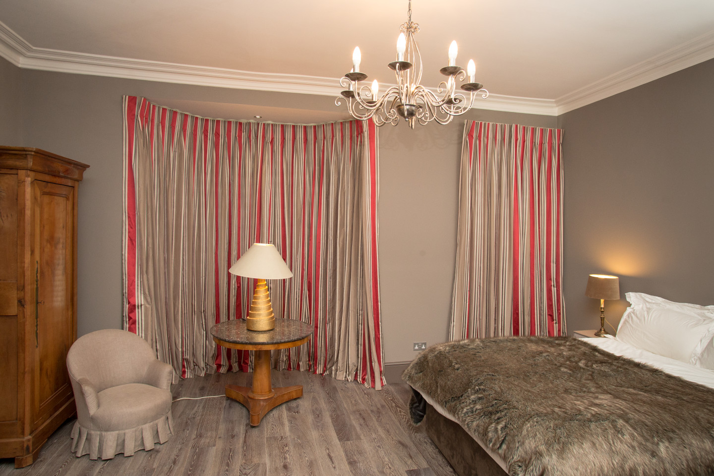 Red Curtains - London Curtains | Made to Measure Blinds & Curtains Shop ...